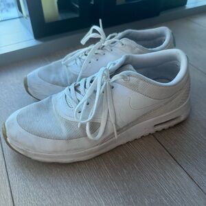 Nike White Women's Sneakers